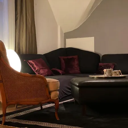 Grosse Mansarden-wohnung Appartement